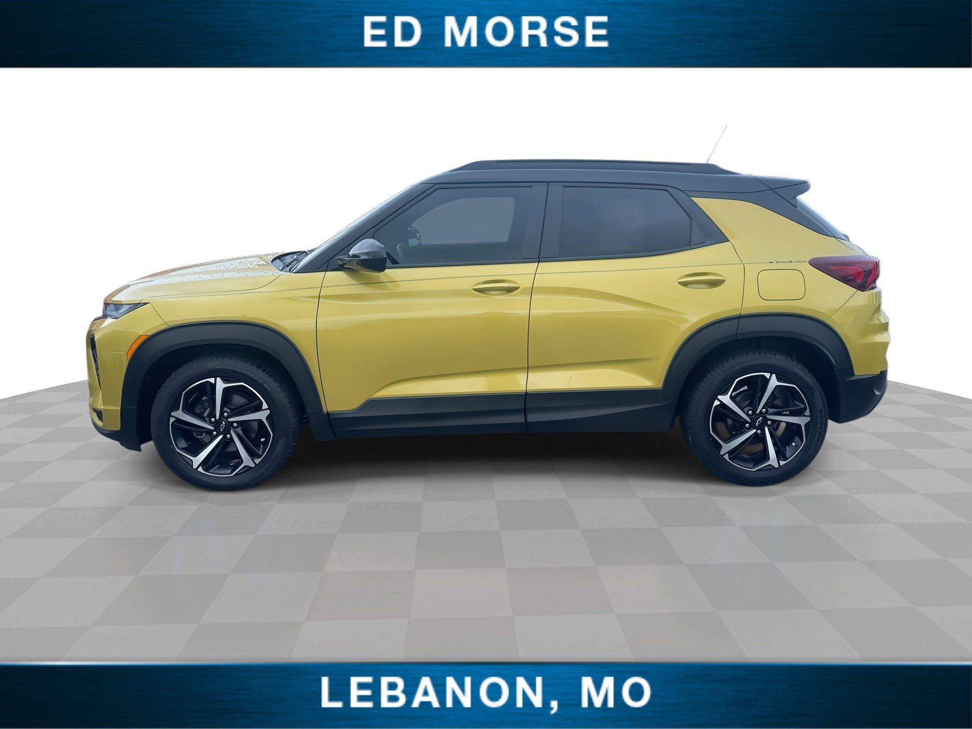 Used 2023 Chevrolet TrailBlazer RS w/ Sun and Liftgate Package FWD image 5