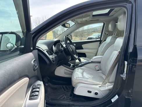 Used 2014 Dodge Journey Limited w/ Flexible Seating Group image 6