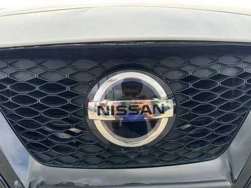 Used 2019 Nissan Maxima 3.5 SV w/ Illumination Package image 12