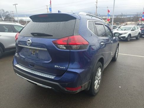 Used 2019 Nissan Rogue SV image 6