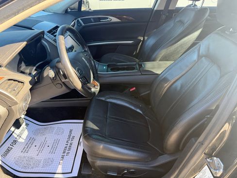 Used 2013 Lincoln MKZ AWD image 9