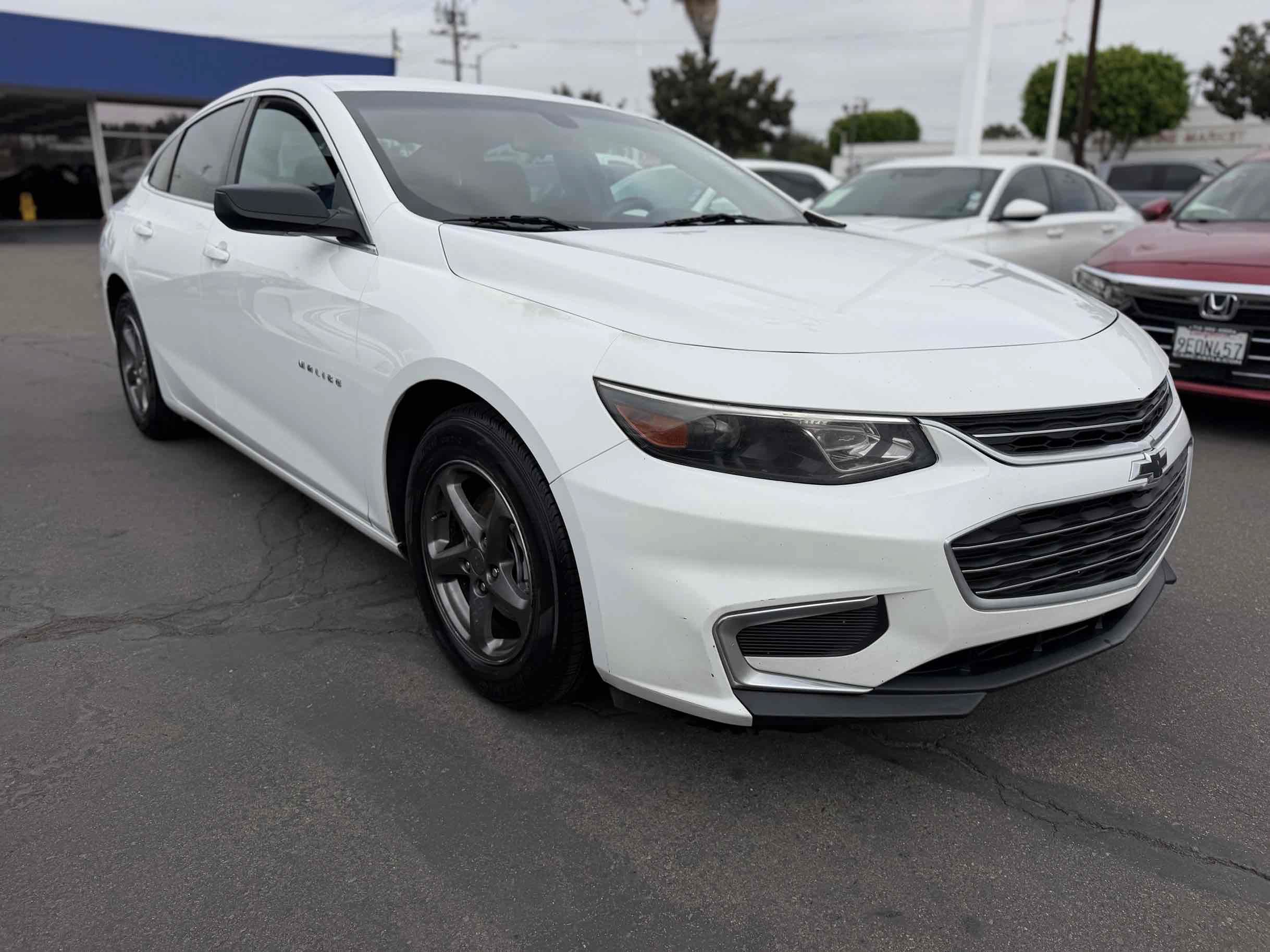Used 2017 Chevrolet Malibu LS FWD image 7