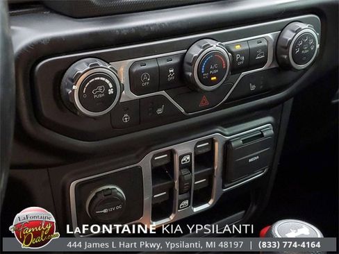 Used 2021 Jeep Wrangler Unlimited Sport image 23