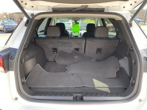 Used 2022 Chevrolet Equinox LT image 6