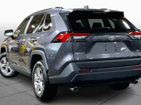 Used 2025 Toyota RAV4 XLE image 12