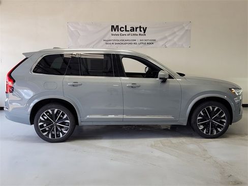New 2026 Volvo XC90 B6 Plus w/ Protection Package Premier image 2