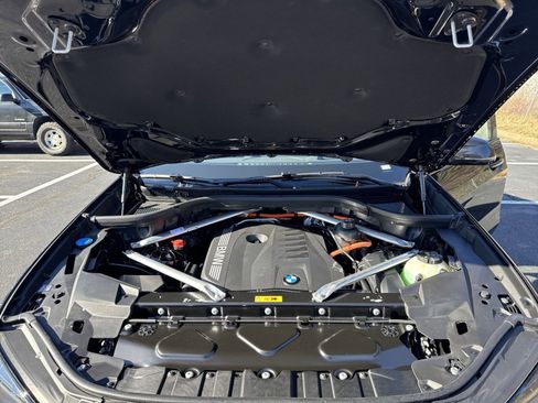 New 2026 BMW X5 xDrive50e w/ M Sport Package image 37