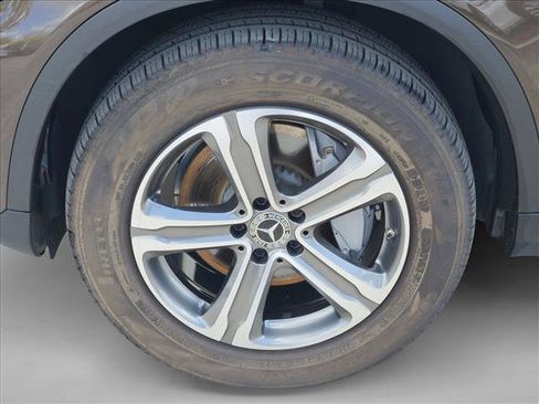 Used 2018 Mercedes-Benz GLC 300 GLC 300 image 21