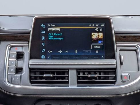 Used 2023 Chevrolet Tahoe Premier AWD/4WD image 19