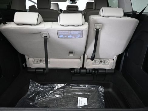 Used 2026 Honda Odyssey Touring image 23