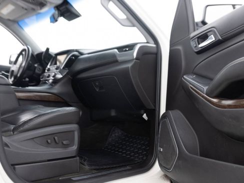 Used 2015 Chevrolet Suburban LT AWD/4WD image 32