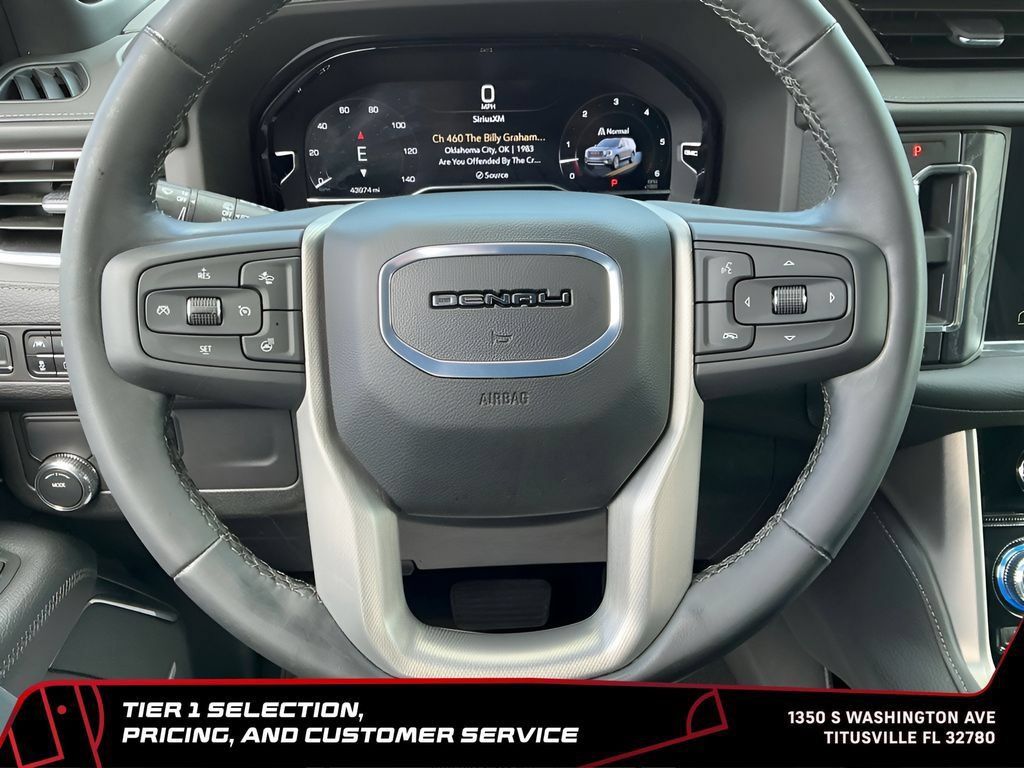 Used 2024 GMC Yukon XL Denali RWD image 31
