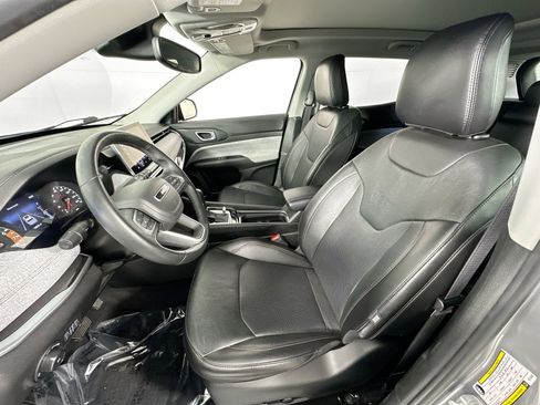 Used 2022 Jeep Compass Latitude w/ Sun and Sound Group image 20