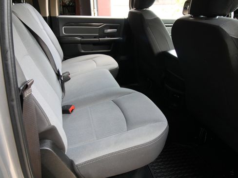 Used 2020 RAM 2500 Big Horn AWD/4WD image 38