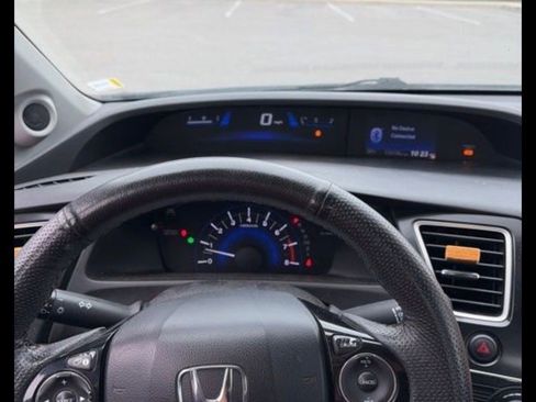 Used 2013 Honda Civic LX image 7
