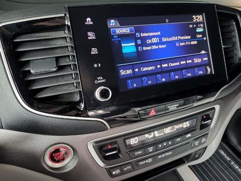 Used 2023 Honda Ridgeline RTL image 18