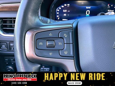 Used 2024 Chevrolet Suburban High Country w/ Advanced Technology Package image 16