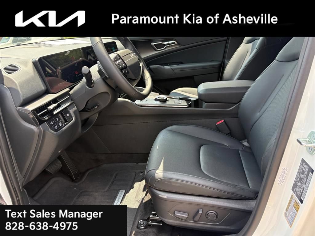 Certified 2026 Kia Sportage EX AWD/4WD image 17