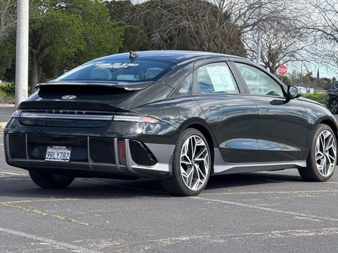 Used 2023 Hyundai Ioniq 6 SEL image 4