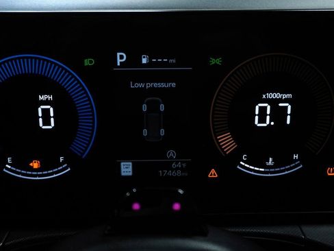 Used 2024 Hyundai Santa Fe SEL image 22