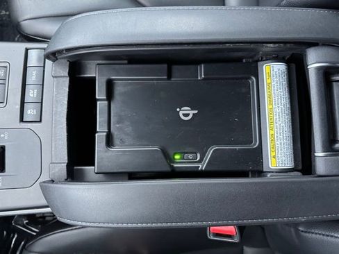 Certified 2020 Toyota Highlander XLE image 23