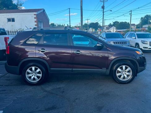 Used 2012 Kia Sorento LX w/ Convenience Pkg AWD/4WD image 7