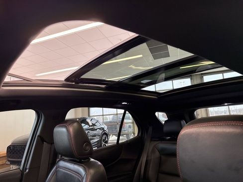 Used 2024 Chevrolet Equinox RS w/ RS Leather Package image 21