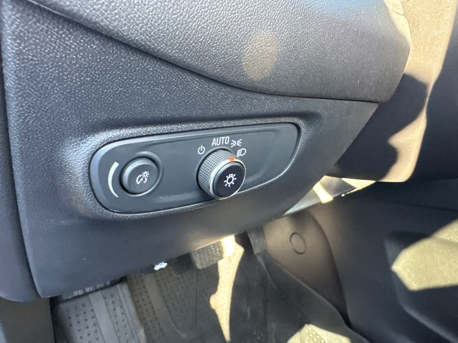 Used 2024 Chevrolet Equinox LT AWD/4WD image 19