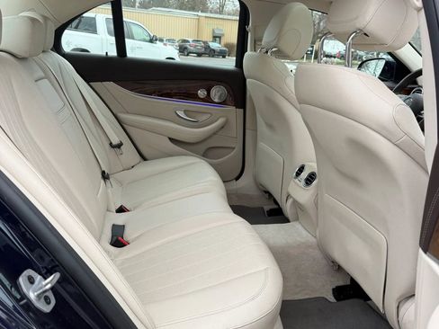 Used 2020 Mercedes-Benz E 350 4MATIC Sedan image 12