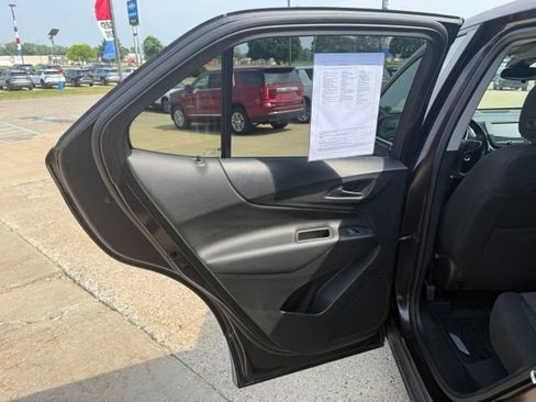 Used 2020 Chevrolet Equinox LT w/ Driver Convenience Package FWD image 14