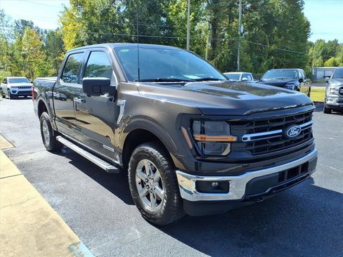 Used 2024 Ford F150 XLT w/ Mobile Office Package image 3
