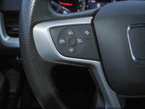 Used 2023 GMC Terrain SLE image 29