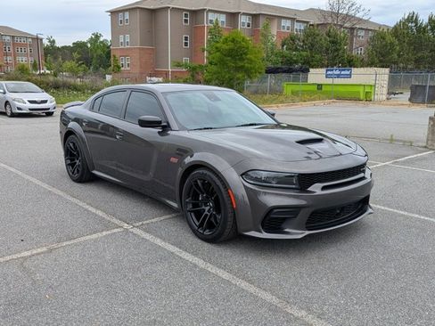 Used 2023 Dodge Charger Scat Pack RWD image 3