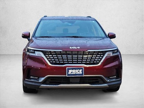 Used 2024 Kia Carnival SX image 2