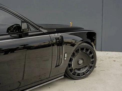 Used 2024 Rolls-Royce Phantom Sedan image 44