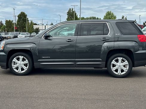 Used 2017 GMC Terrain SLE AWD/4WD image 7