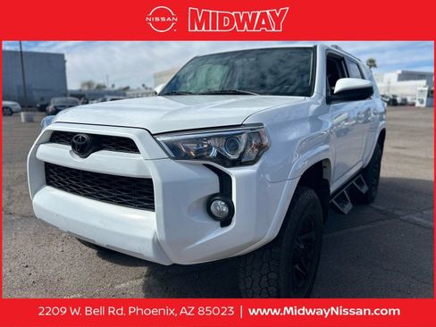 Used 2017 Toyota 4Runner SR5 image 1