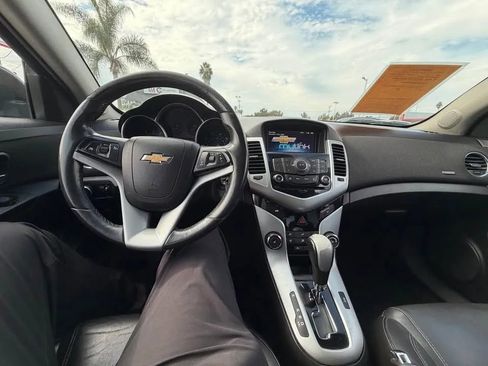 Used 2015 Chevrolet Cruze LT image 5