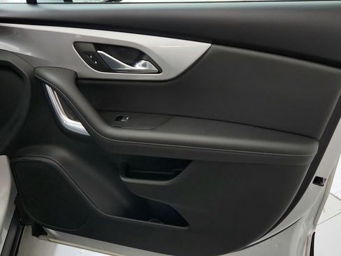Used 2021 Chevrolet Blazer LT FWD image 26