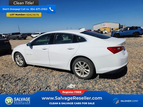 Used 2017 Chevrolet Malibu LT w/ Leather Package FWD image 3