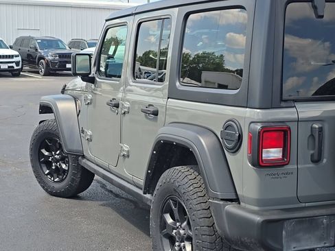 Used 2022 Jeep Wrangler Unlimited Sport AWD/4WD image 56