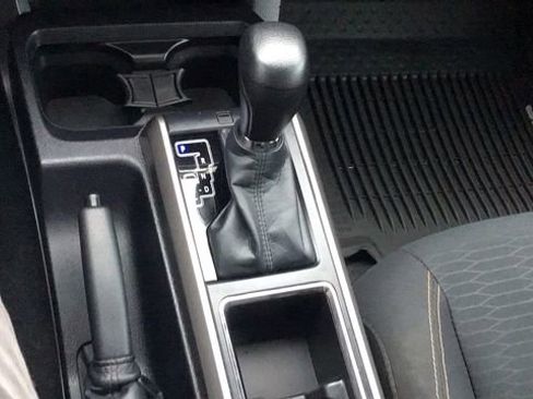 Used 2016 Toyota Tacoma SR5 image 26