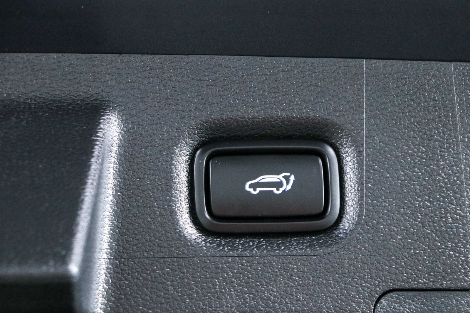 Used 2023 Hyundai Santa Fe Limited FWD image 30