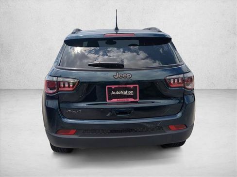 New 2026 Jeep Compass Latitude AWD/4WD image 8
