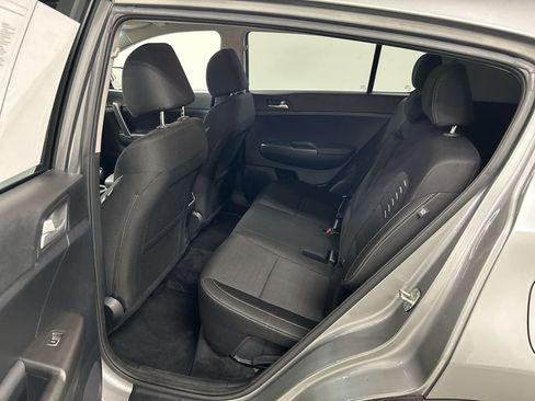 Used 2022 Kia Sportage LX w/ LX AWD Value Edition Package image 19