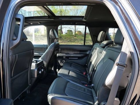 Used 2021 Ford Expedition Limited AWD/4WD image 11