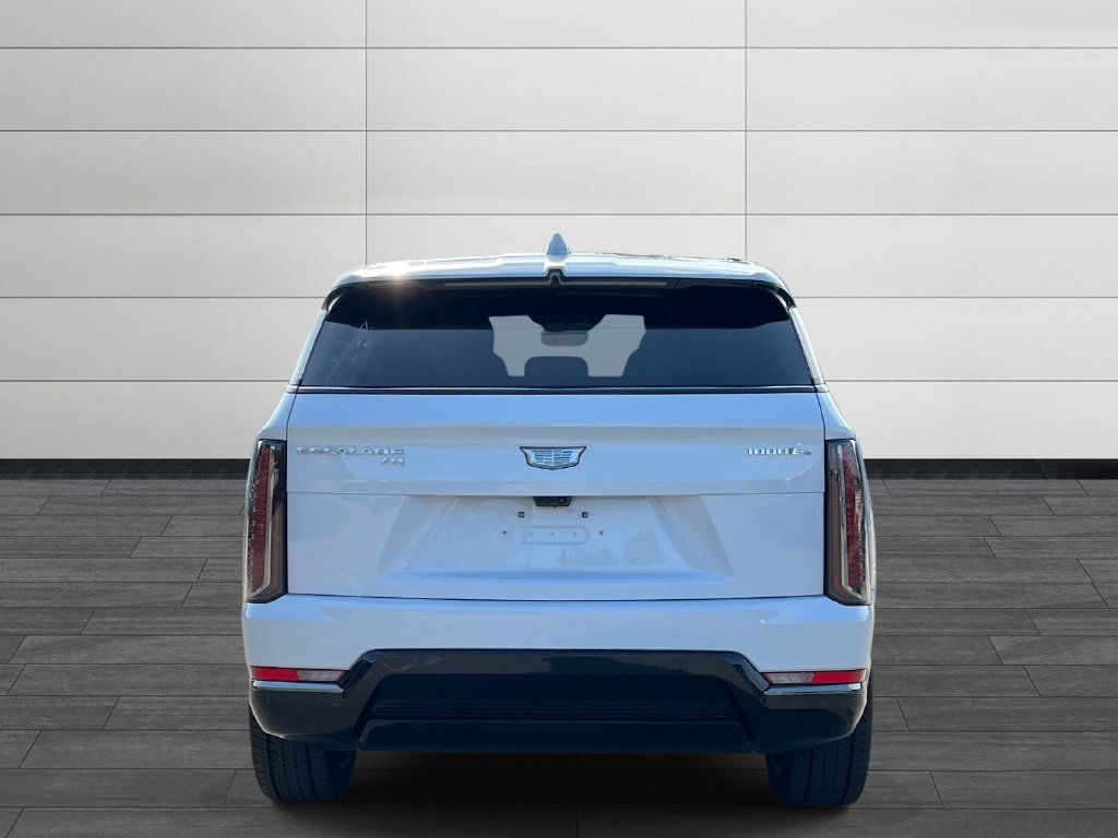 Certified 2026 Cadillac Escalade IQ Sport 2 AWD/4WD image 4