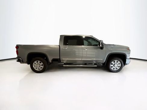 Used 2024 Chevrolet Silverado 3500 High Country w/ High Country Premium Package AWD/4WD image 8
