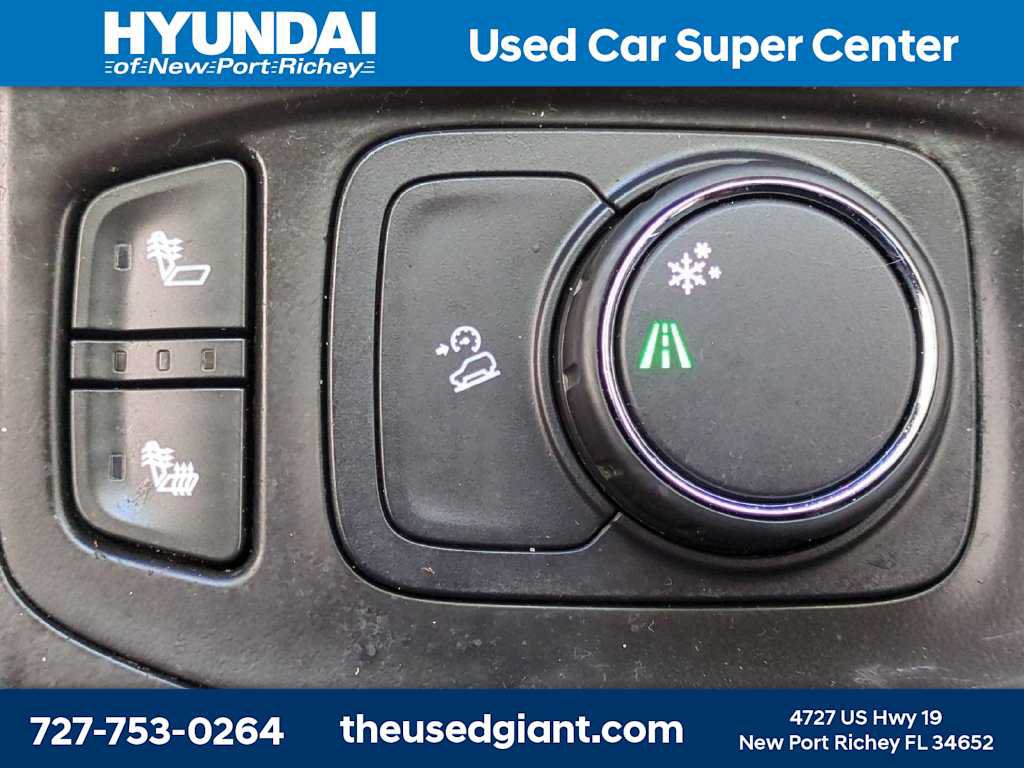 Used 2018 GMC Terrain SLE w/ Driver Convenience Package FWD image 25
