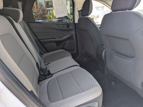 Used 2022 Ford Escape SE FWD image 31